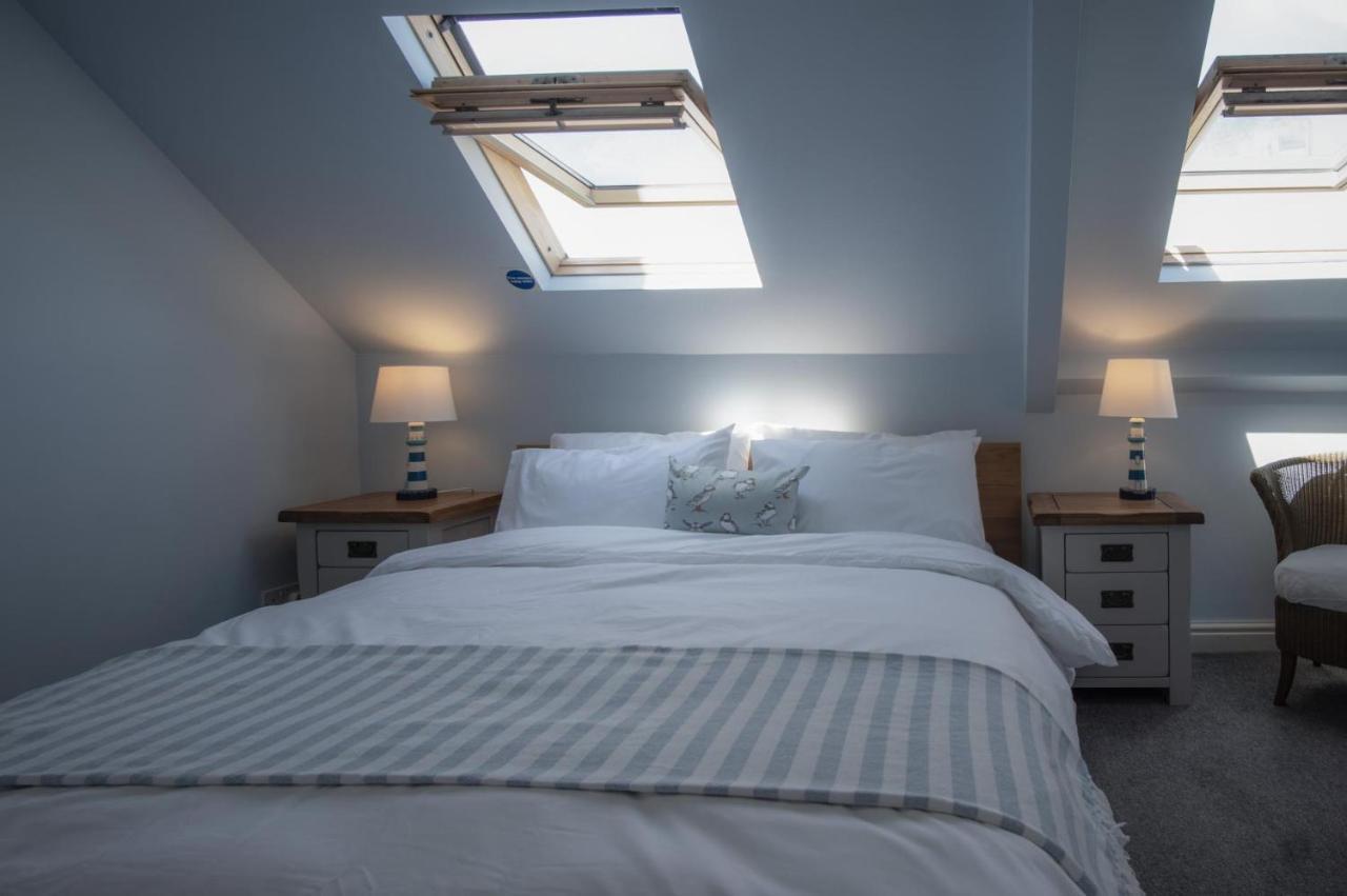 The Nest - 1 Bedroom Apartment - Tenby Exterior foto