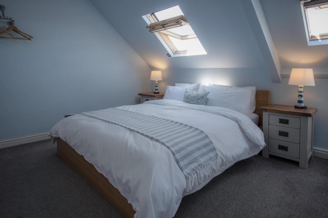 The Nest - 1 Bedroom Apartment - Tenby Exterior foto